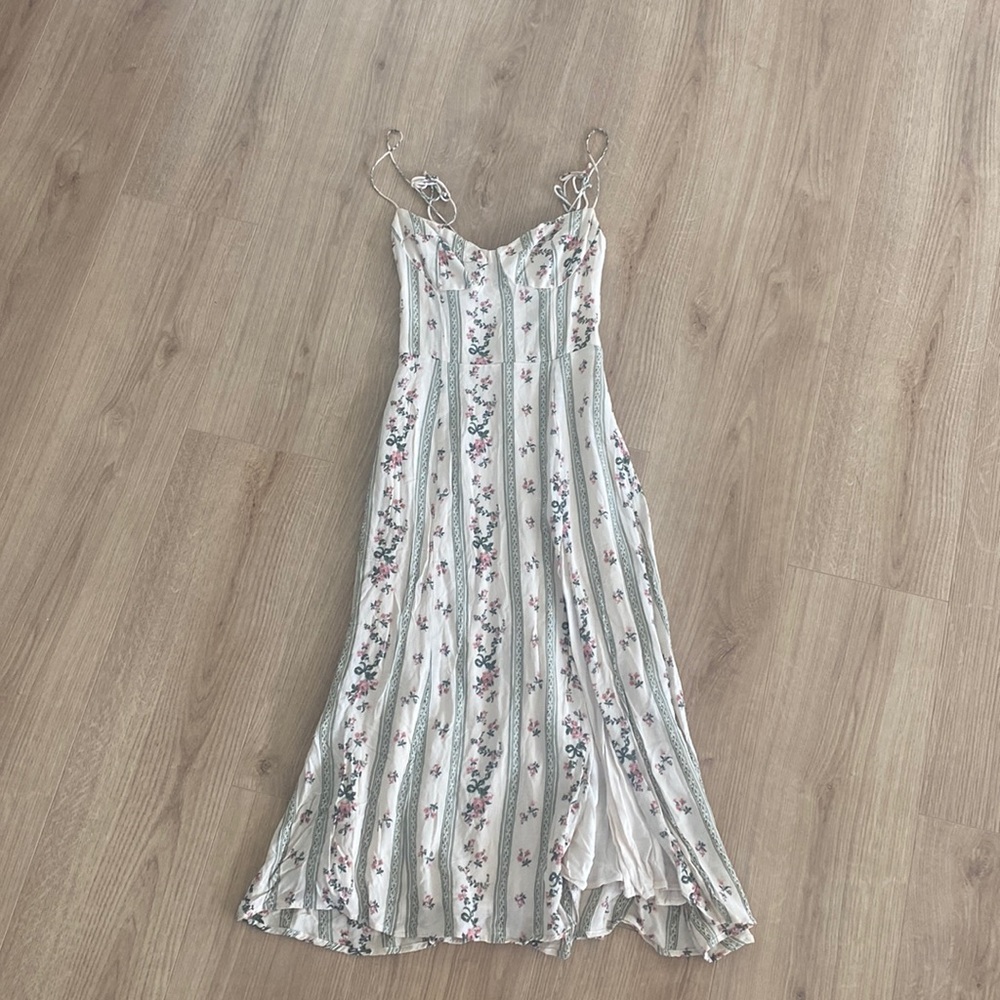 Reformation Juliette Dress in Henrietta.